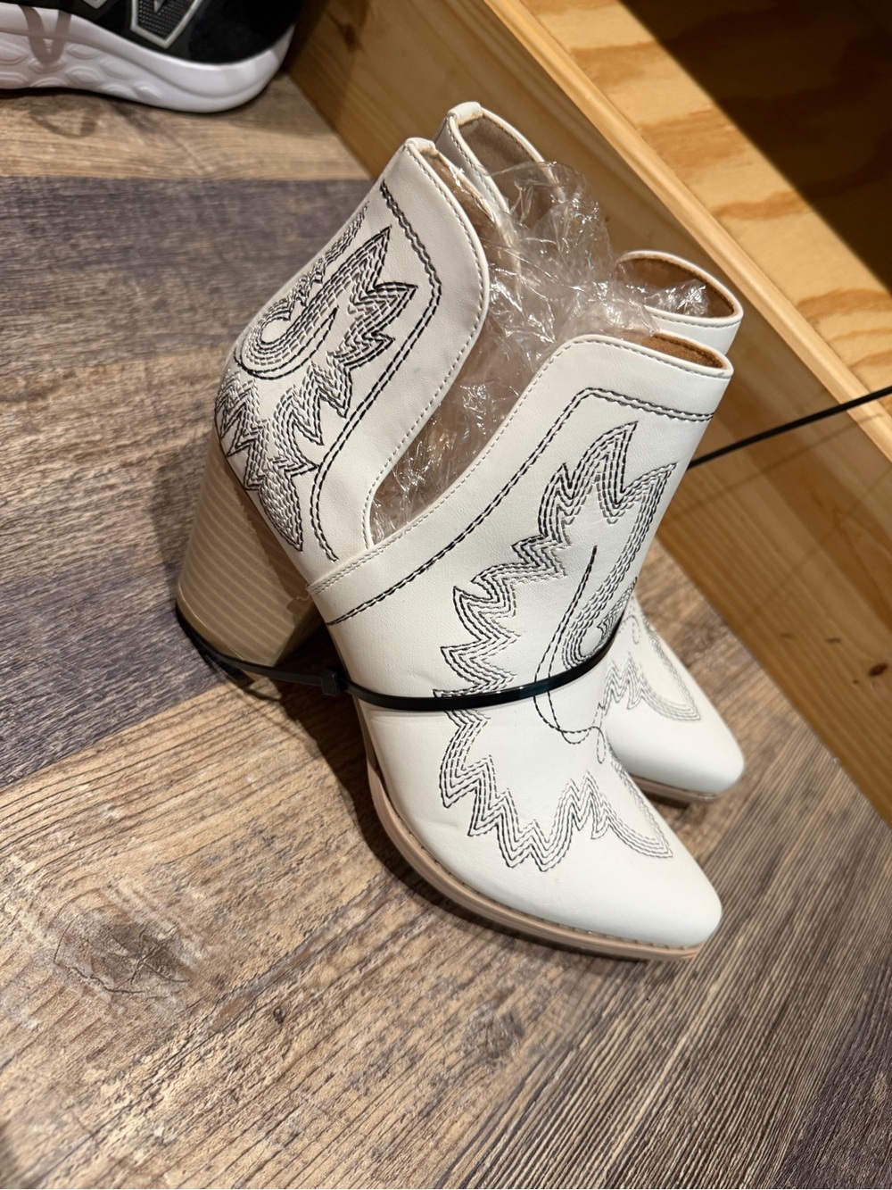 Women's White Western Booties with Decorative Stitching